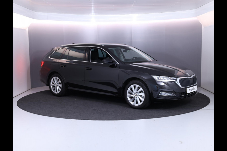 Škoda Octavia Combi 1.0 e-TSI Ambition 110 pk Automaat (DSG) | Navigatie | Parkeersensoren | LED koplampen | Stoelverwarming | Apple Carplay/Android Auto |