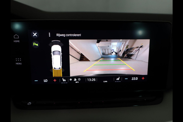 Škoda Octavia Combi 1.0 e-TSI Ambition 110 pk Automaat (DSG) | Navigatie | Parkeersensoren | LED koplampen | Stoelverwarming | Apple Carplay/Android Auto |