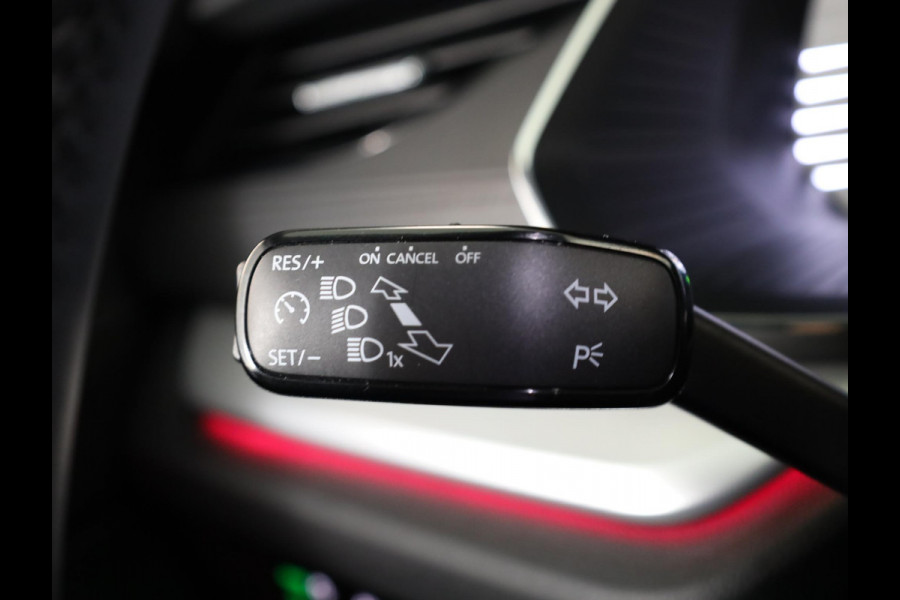 Škoda Octavia Combi 1.0 e-TSI Ambition 110 pk Automaat (DSG) | Navigatie | Parkeersensoren | LED koplampen | Stoelverwarming | Apple Carplay/Android Auto |