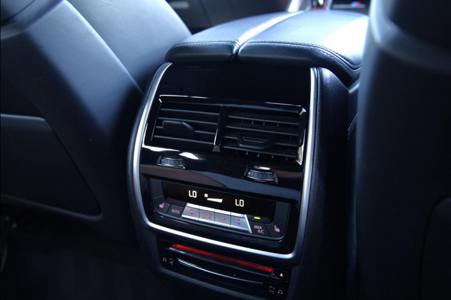 BMW X6 M Competition | Carbon | Bowers&Wilkins | Panorama Skylounge | M Drivers Package | Stoelventilatie | Alcantara Hemel | HuD