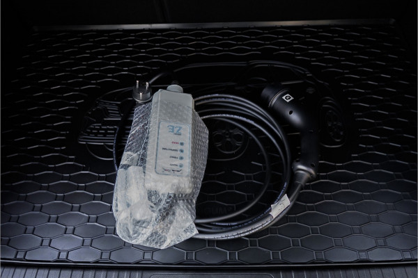 Renault Captur 1.6 E-Tech Plug-in Hybrid 160 Intens Camera Trekhaak 18"