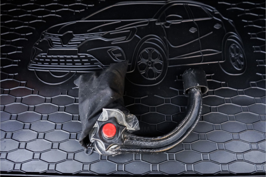 Renault Captur 1.6 E-Tech Plug-in Hybrid 160 Intens Camera Trekhaak 18"