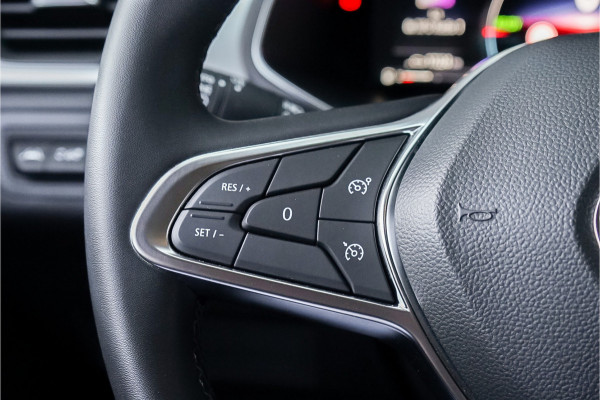 Renault Captur 1.6 E-Tech Plug-in Hybrid 160 Intens Camera Trekhaak 18"