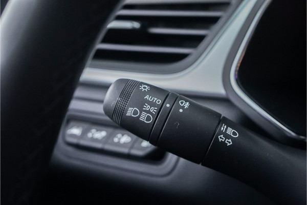 Renault Captur 1.6 E-Tech Plug-in Hybrid 160 Intens Camera Trekhaak 18"