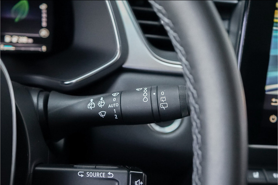 Renault Captur 1.6 E-Tech Plug-in Hybrid 160 Intens Camera Trekhaak 18"