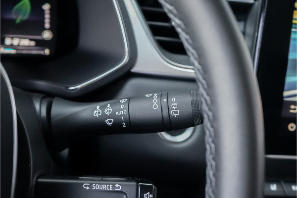 Renault Captur 1.6 E-Tech Plug-in Hybrid 160 Intens Camera Trekhaak 18"
