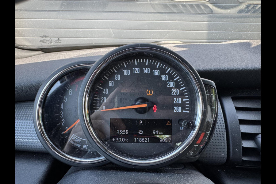 MINI Mini 1.5 Cooper Chili | Navigatie | Parkeersensoren | Cruise Control | Climate Control | Privacy Glass |