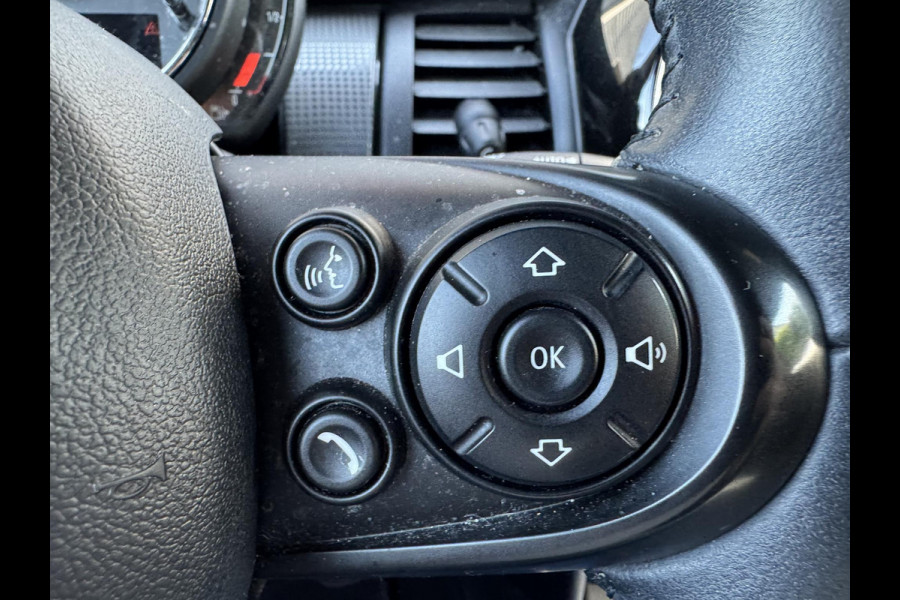 MINI Mini 1.5 Cooper Chili | Navigatie | Parkeersensoren | Cruise Control | Climate Control | Privacy Glass |