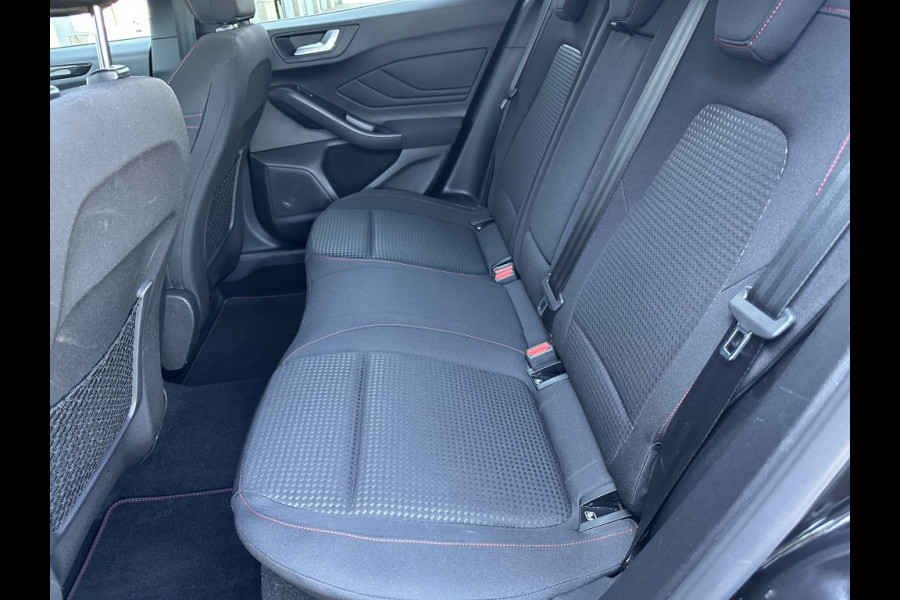 Ford Focus 1.0 EBH ST Line X 155pk AUTOMAAT! DRIVERPACK! WINTERPACK!