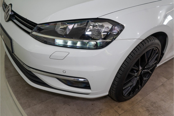 Volkswagen Golf 1.4 TSI Highline Business R 150PK | Discover Navi | Apple Carplay | Stoelverw. | Garantie GERESERVEERD