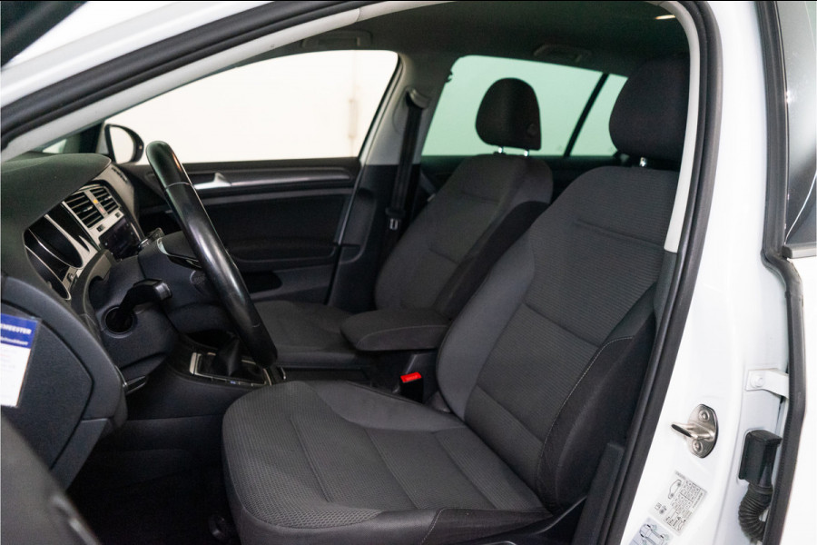 Volkswagen Golf 1.4 TSI Highline Business R 150PK | Discover Navi | Apple Carplay | Stoelverw. | Garantie GERESERVEERD