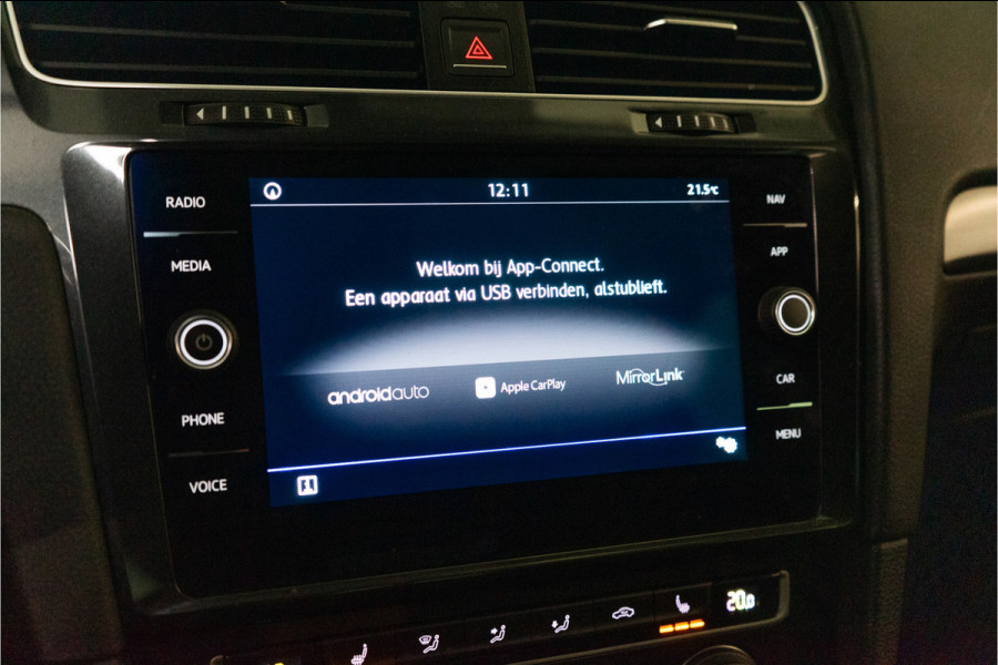 Volkswagen Golf 1.4 TSI Highline Business R 150PK | Discover Navi | Apple Carplay | Stoelverw. | Garantie GERESERVEERD
