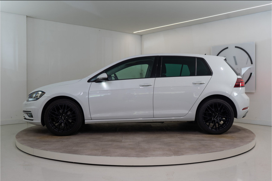 Volkswagen Golf 1.4 TSI Highline Business R 150PK | Discover Navi | Apple Carplay | Stoelverw. | Garantie GERESERVEERD