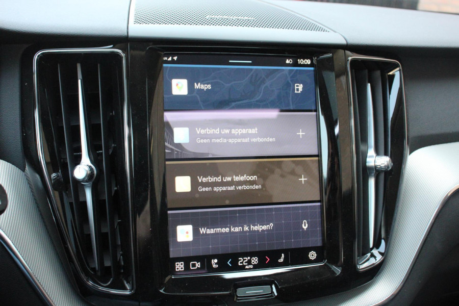Volvo XC60 2.0 T6 398pk Plug-in hybrid AWD Plus Dark Leder Navigatie Google Harman Kardon Panorama dak Lichtmetalen Velgen 19" Dab Stoelverwarming Camera Led