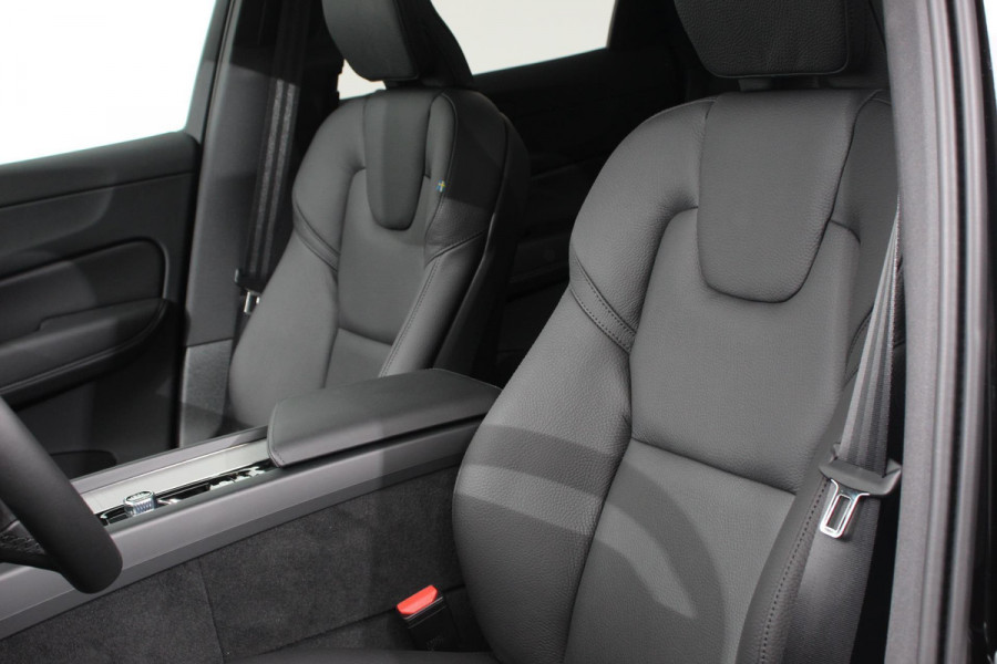 Volvo XC60 2.0 T6 398pk Plug-in hybrid AWD Plus Dark Leder Navigatie Google Harman Kardon Panorama dak Lichtmetalen Velgen 19" Dab Stoelverwarming Camera Led
