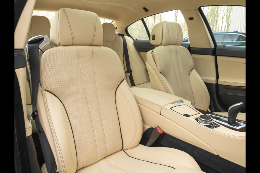 BMW 6 Serie Gran Coupé 650i xDrive - Individual - Adaptive Drive - Night Vision - Standkachel