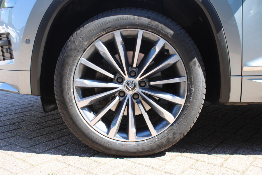 Škoda Kodiaq 1.5 TSI Style Business 7p. | Canton | Trekhaak | Camera | Leder | Cruise control