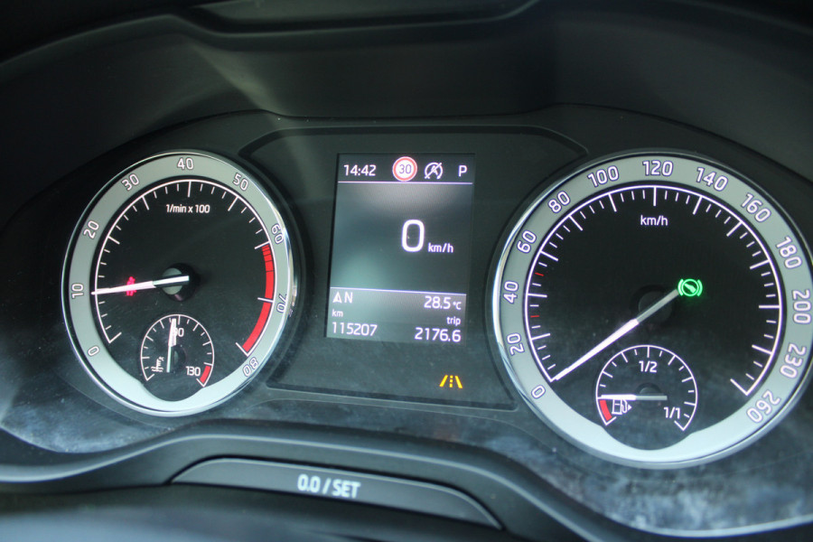 Škoda Kodiaq 1.5 TSI Style Business 7p. | Canton | Trekhaak | Camera | Leder | Cruise control
