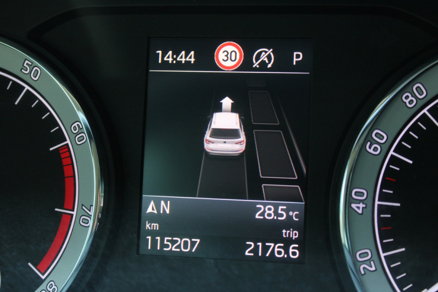 Škoda Kodiaq 1.5 TSI Style Business 7p. | Canton | Trekhaak | Camera | Leder | Cruise control