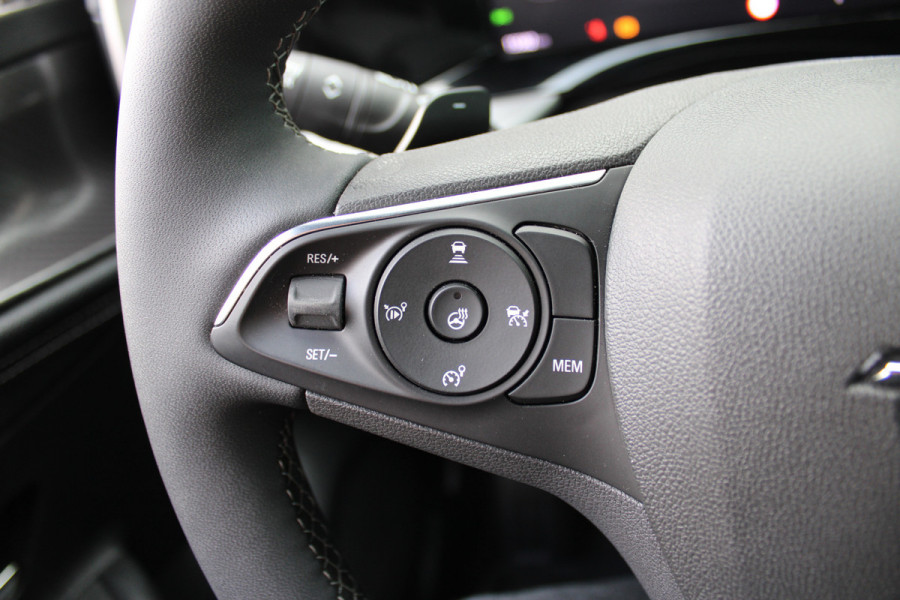 Opel Mokka 1.2 Turbo Ultimate | Led | Camera | BLIS | Adaptieve Cruise | Keyless | Winterpack