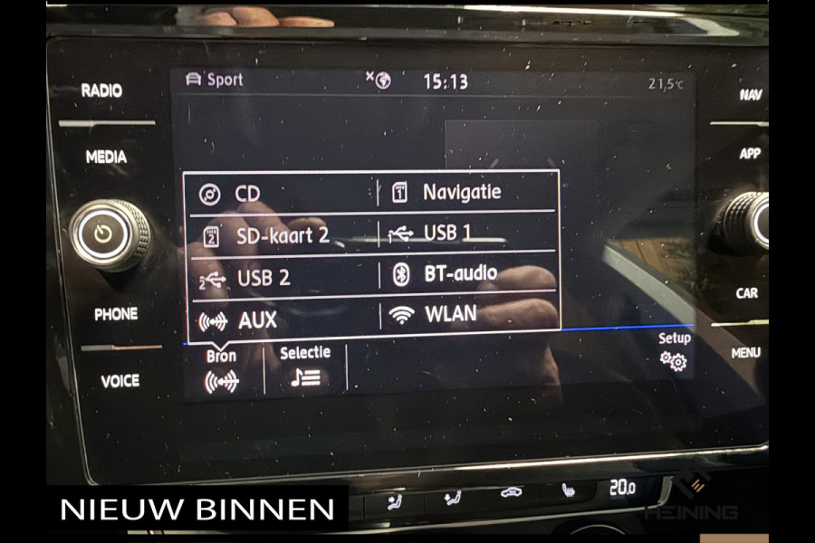 Volkswagen Arteon 1.5 TSI Elegance Business 110 kw DSG-Automaat. Navi. Apple carplay
