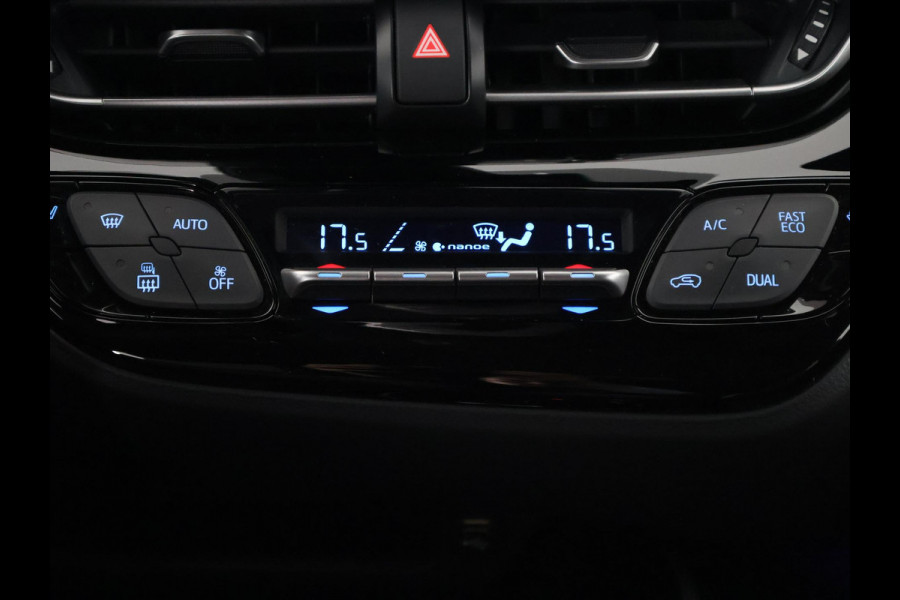 Toyota C-HR 2.0 Hybrid Executive 184 PK | Navigatie | JBL audio | Stoelverwarming | Half Leder |