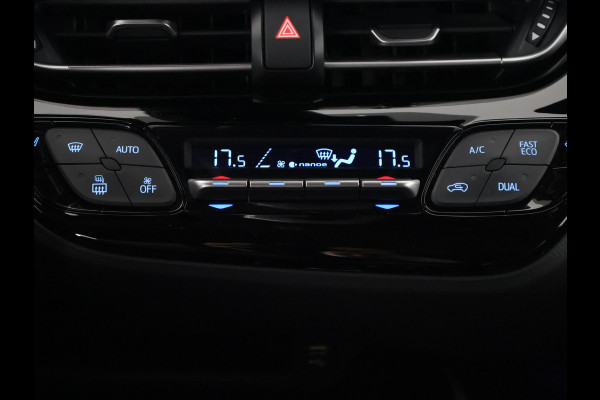 Toyota C-HR 2.0 Hybrid Executive 184 PK | Navigatie | JBL audio | Stoelverwarming | Half Leder |