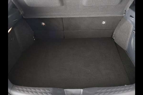Toyota C-HR 2.0 Hybrid Executive 184 PK | Navigatie | JBL audio | Stoelverwarming | Half Leder |