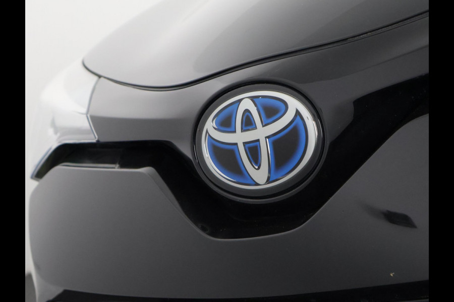 Toyota C-HR 2.0 Hybrid Executive 184 PK | Navigatie | JBL audio | Stoelverwarming | Half Leder |