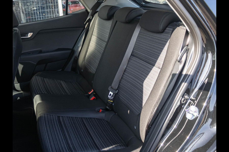 Kia Stonic 1.0 T-GDi MHEV DynamicLine | ANWB Private Lease v.a.€ 364,- | MY25 | 15'' lichtmetaal | Navi | Cruise | DAB | Camera | Airco