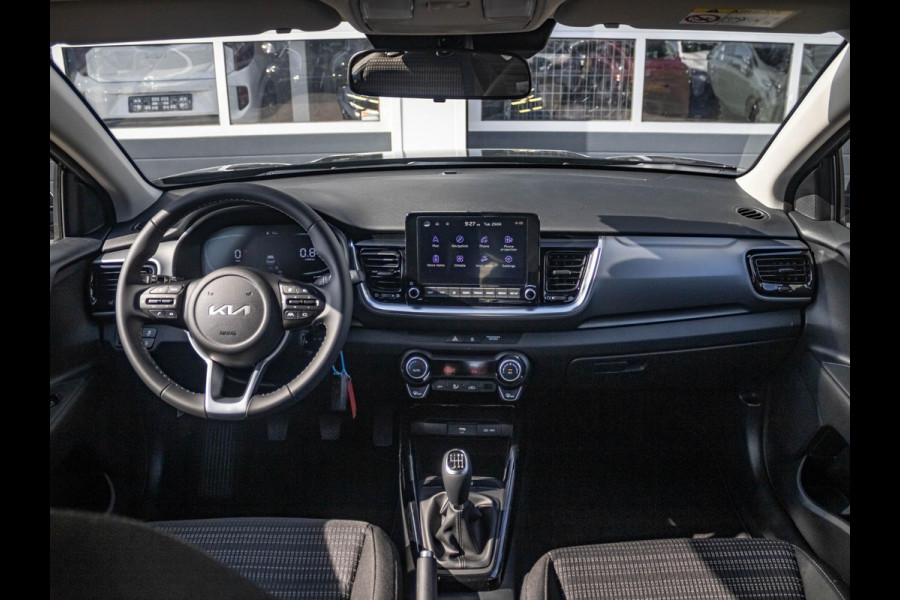 Kia Stonic 1.0 T-GDi MHEV DynamicLine | ANWB Private Lease v.a.€ 364,- | MY25 | 15'' lichtmetaal | Navi | Cruise | DAB | Camera | Airco