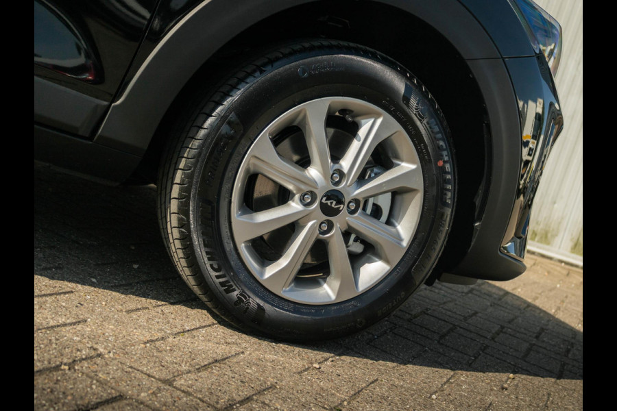 Kia Stonic 1.0 T-GDi MHEV DynamicLine | ANWB Private Lease v.a.€ 364,- | MY25 | 15'' lichtmetaal | Navi | Cruise | DAB | Camera | Airco