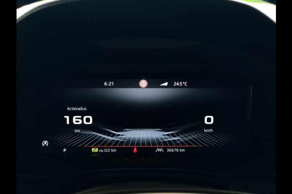 Škoda Kamiq 1.0 TSI Monte Carlo | Panoramadak, Virtual Cockpit, Camera, Climate, Carplay/Android | Dealeronderhouden | NAP |