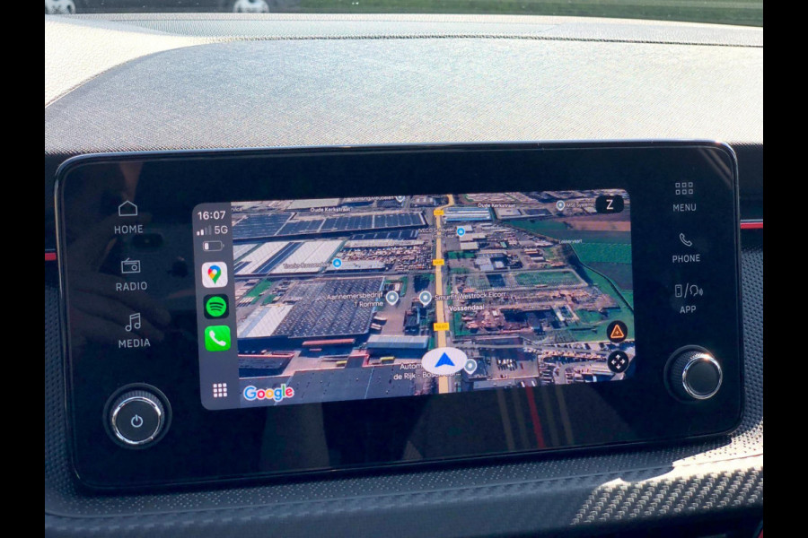 Škoda Kamiq 1.0 TSI Monte Carlo | Panoramadak, Virtual Cockpit, Camera, Climate, Carplay/Android | Dealeronderhouden | NAP |