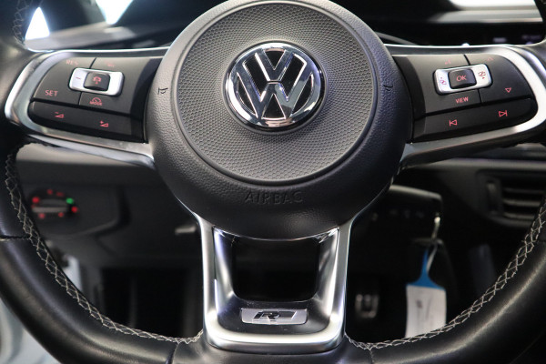 Volkswagen Polo 1.0 TSI Highline Business R Panorama Navigatie Cruise Control R-line interieur 17LMV stoelverwarming