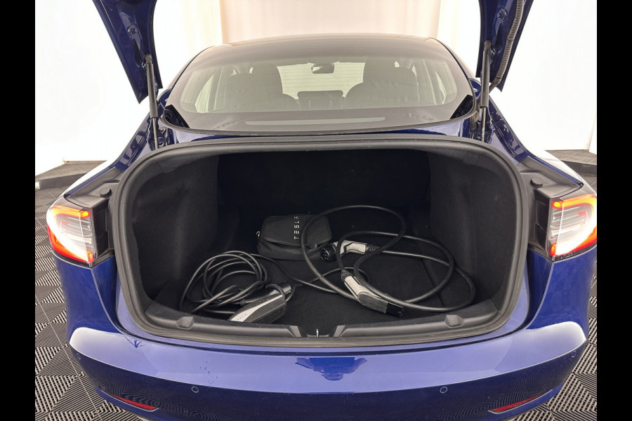 Tesla Model 3 Long Range AWD 75 kWh [ 3-Fase ] (INCL.BTW) Aut. *PANO | AUTO-PILOT | NAPPA-LEATHER | KEYLESS | FULL-LED | MEMORY-PACK | SURROUND-VIEW | DAB | CARPLAY | DIGI-COCKPIT | LANE-ASSIST | COMFORT-SEATS | 19"ALU*