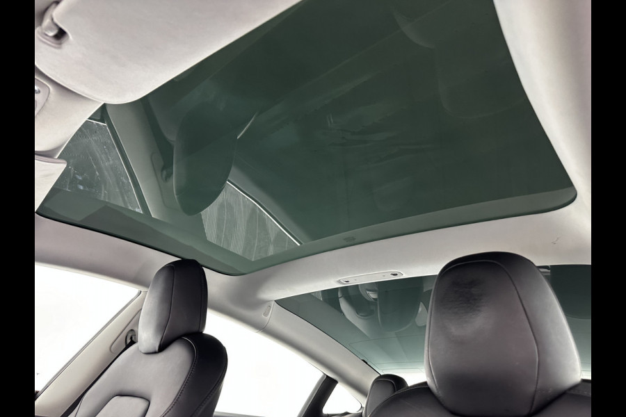 Tesla Model 3 Long Range AWD 75 kWh [ 3-Fase ] (INCL.BTW) Aut. *PANO | AUTO-PILOT | NAPPA-LEATHER | KEYLESS | FULL-LED | MEMORY-PACK | SURROUND-VIEW | DAB | CARPLAY | DIGI-COCKPIT | LANE-ASSIST | COMFORT-SEATS | 19"ALU*
