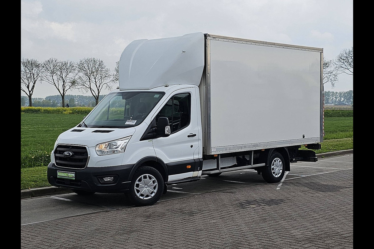 Ford Transit 2.0 TDCI Bakwagen Laadklep Deuren Airco 130Pk Euro6 Navi! Ford Transit 2.0 TDCI Bakwagen Laadklep Deuren Airco 130Pk Euro6 Navi!