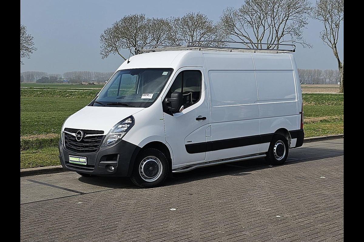 Opel Movano 2.3 Turbo L2H2 Imperiaal-Trap Airco/ECC Navi Trekhaak Sidebars Euro6 1e Eigenaar Opel Movano 2.3 Turbo L2H2 Imperiaal-Trap Airco/ECC Navi Trekhaak Sidebars Euro6 1e Eigenaar