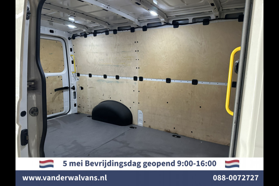 Volkswagen Crafter 2.0 TDI L3H2 L2H1 Euro6 Airco | Camera | Apple Carplay | Android Auto | Parkeersensoren Bijrijdersbank