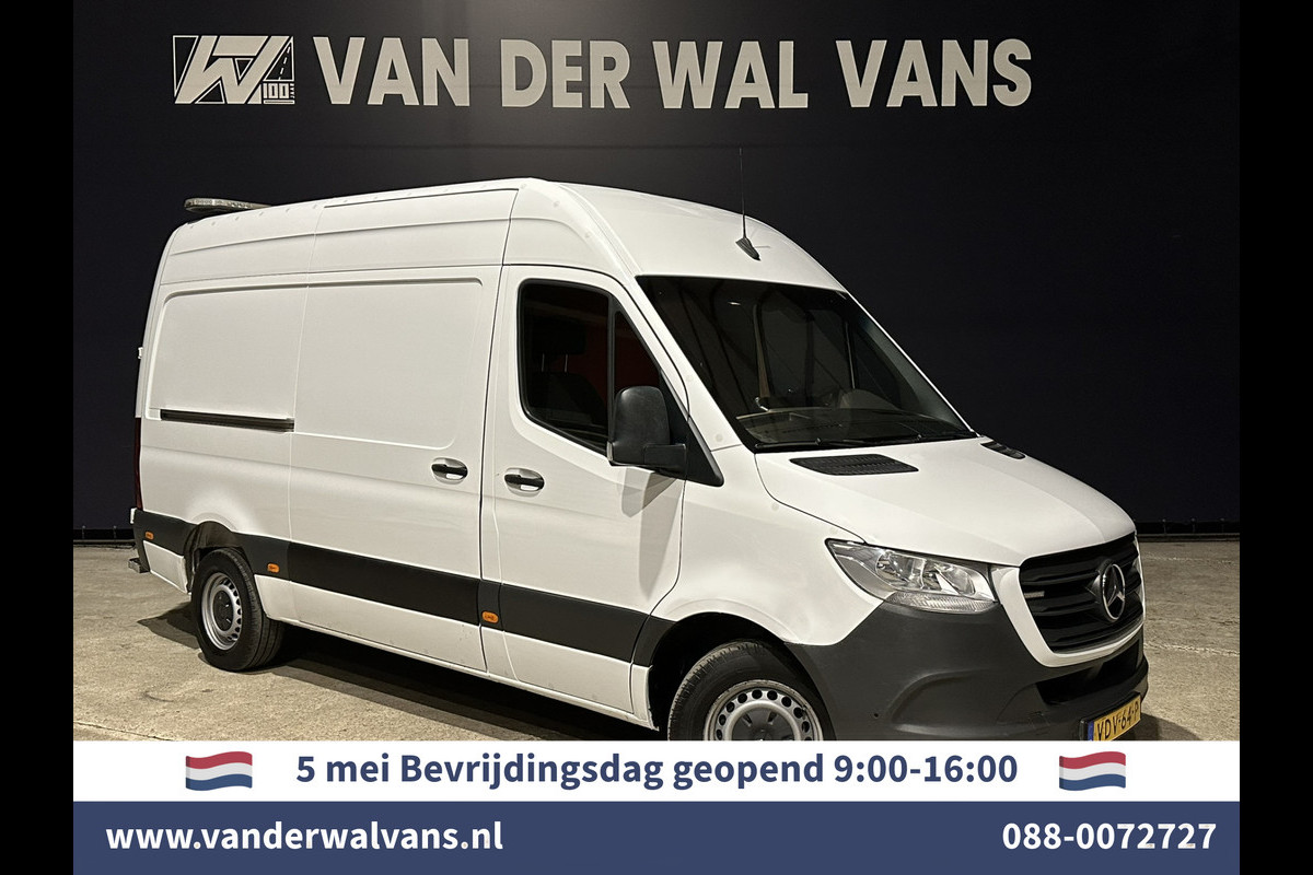 Mercedes-Benz Sprinter 316 CDI 164pk L2H2 Euro6 Airco | 3500kg trekhaak | Omvormer | Camera Apple Carplay, Android Auto, Cruisecontrol, Parkeersensoren Mercedes-Benz Sprinter 316 CDI 164pk L2H2 Euro6 Airco | 3500kg trekhaak | Omvormer | Camera Apple Carplay, Android Auto, Cruisecontrol, Parkeersensoren
