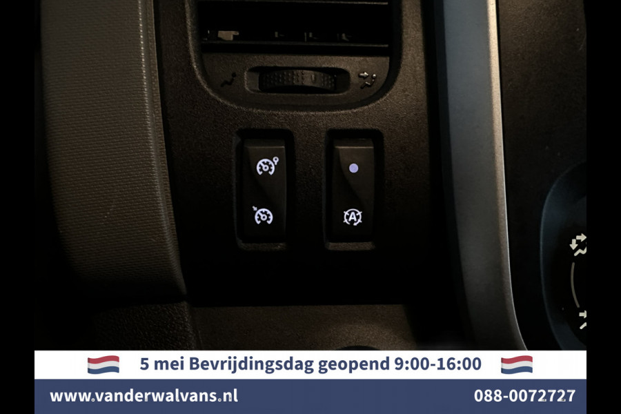 Renault Trafic 1.6 dCi 126pk L2H1 Euro6 Airco | Navigatie | Trekhaak | Cruisecontrol | Parkeersensoren Bijrijdersbank