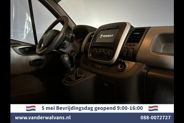 Renault Trafic 1.6 dCi 126pk L2H1 Euro6 Airco | Navigatie | Trekhaak | Cruisecontrol | Parkeersensoren Bijrijdersbank