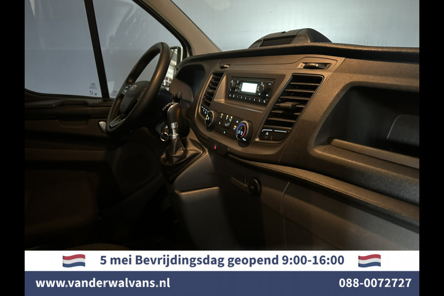 Ford Transit Custom 2.0 TDCI 131pk L2H1 Euro6 Airco | LED | Cruisecontrol | Verwarmde voorruit | Parkeersensoren Bijrijdersbank, 2800kg trekvermogen