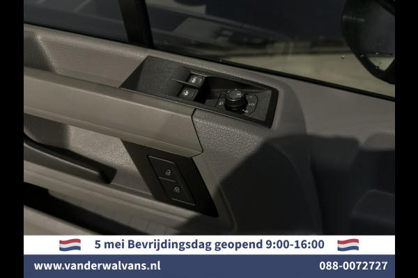 Volkswagen Crafter 2.0 TDI 141pk L3H3 L2H2 Euro6 Airco | Cruisecontrol | 3000kg Trekhaak Bijrijdersbank