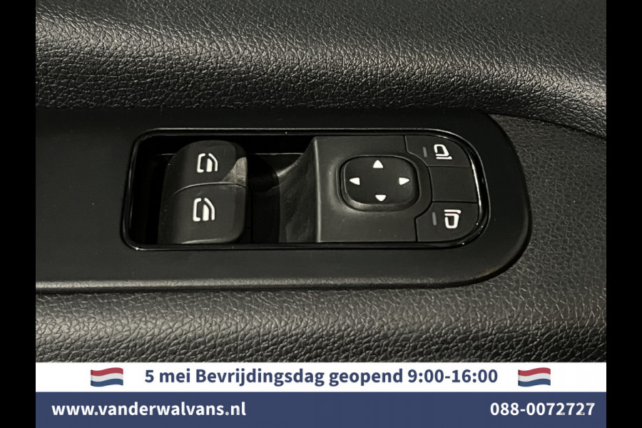 Mercedes-Benz Sprinter 317 CDI 170pk L3H2 Euro6 Airco | Camera | Apple Carplay | Android Auto Parkeersensoren