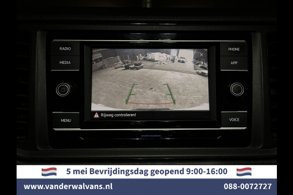 Volkswagen Crafter 2.0 TDI 141pk L3H3 L2H2 Euro6 Airco | Camera | Apple Carplay | Cruisecontrol | Chauffeursstoel Android Auto