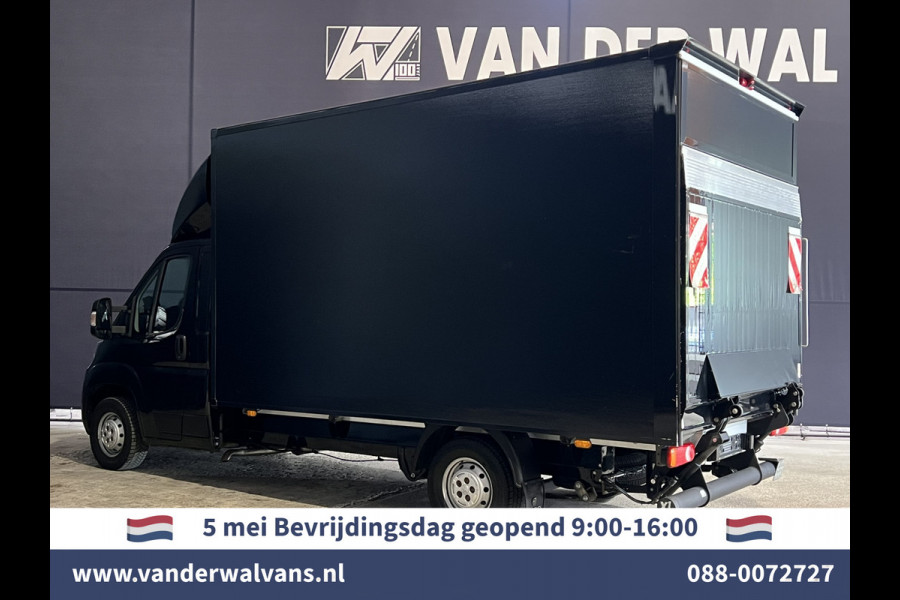 Peugeot Boxer 2.0 BlueHDI 141pk Bakwagen Laadklep Euro6 Airco | Camera | Cruisecontrol | Chauffeursstoel Bijrijdersbank