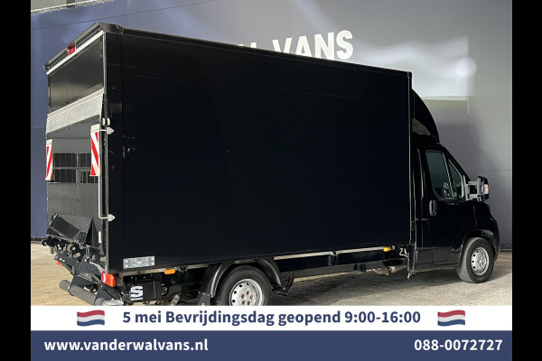 Peugeot Boxer 2.0 BlueHDI 141pk Bakwagen Laadklep Euro6 Airco | Camera | Cruisecontrol | Chauffeursstoel Bijrijdersbank