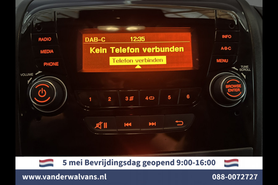 Peugeot Boxer 2.0 BlueHDI 141pk Bakwagen Laadklep Euro6 Airco | Camera | Cruisecontrol | Chauffeursstoel Bijrijdersbank